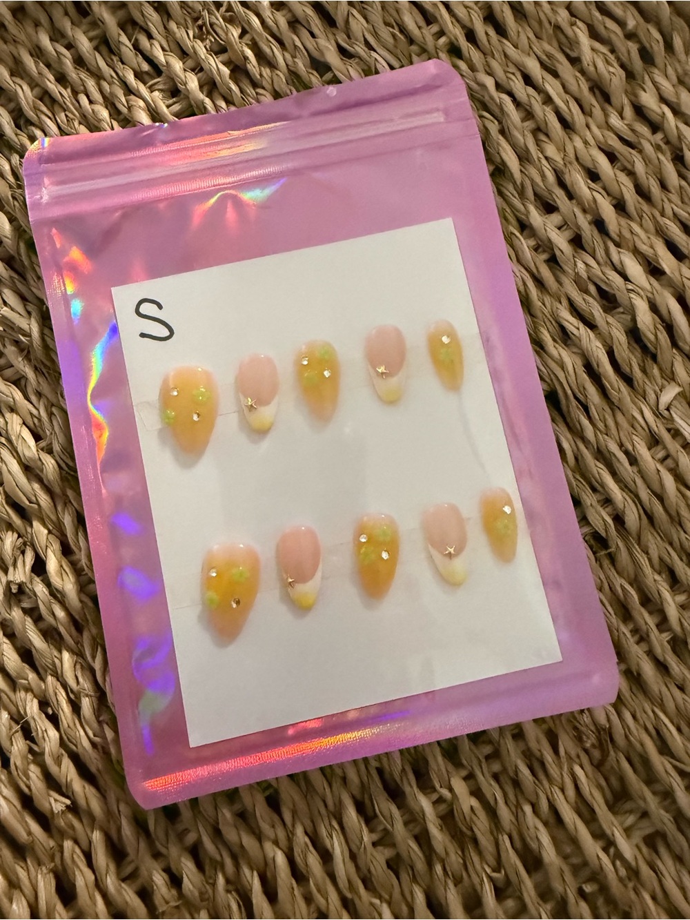 🌸 NEW Peach Ombre Press-On Nails with Star Accents 🌸